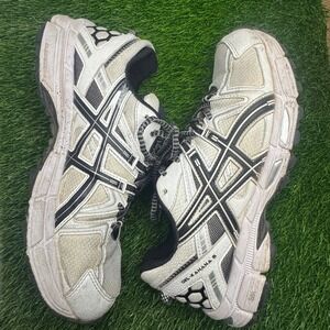 ASICS OREO BLACK AND WHITE SHOES